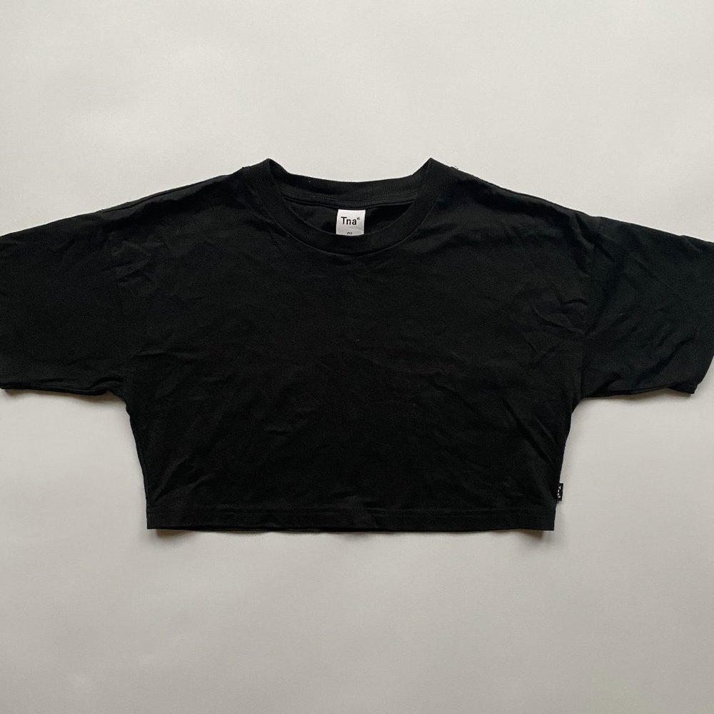 Aritzia TNA Laid Back T-Shirt Cropped Black XXS